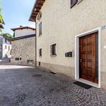 Casa Italo Apartment Gardone Riviera Exterior photo